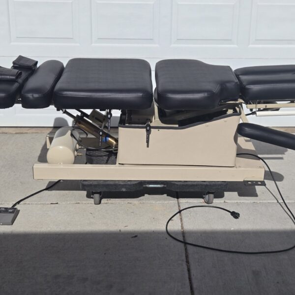 Hill Adjustable Table