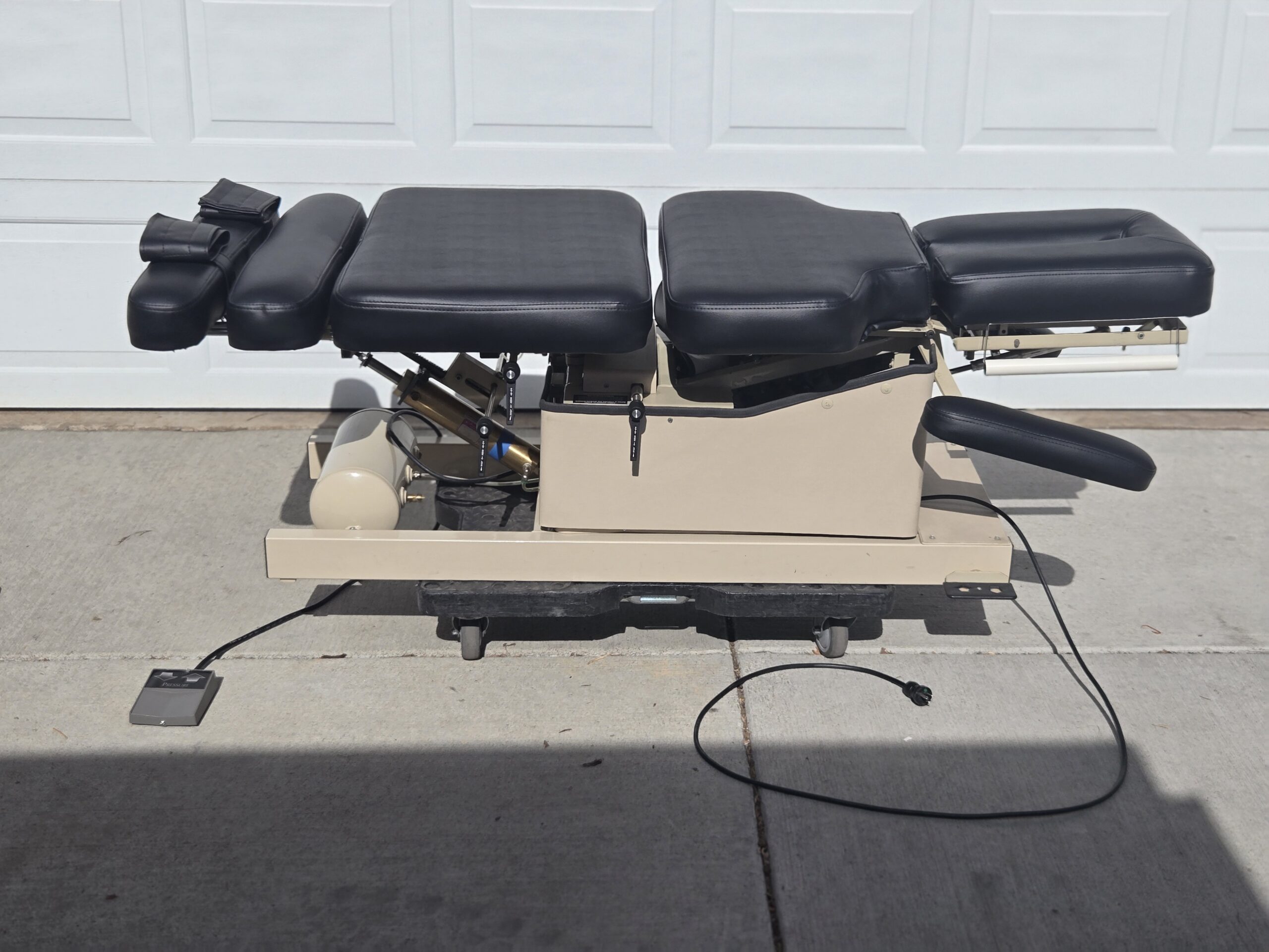 Hill Adjustable Table